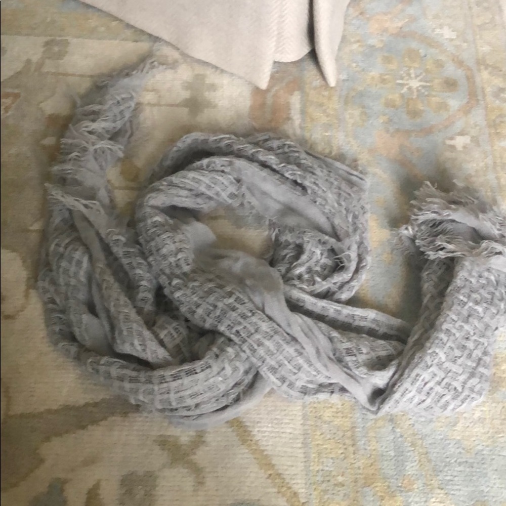 Grey scarf